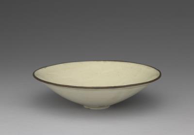 图片[3]-Bowl with incised decoration of paired waterfowls in white glaze, Ding ware, Song dynasty (960-1279)-China Archive